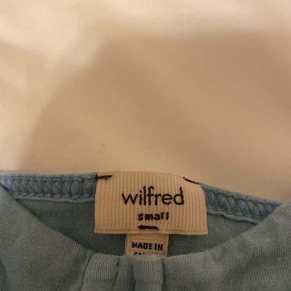 2 Wilfred Tank Tops - Picture 2 of 4